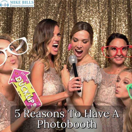 5 Reasons To Have A Charleston Photobooth