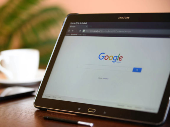 Use Google To Find Wedding Vendors Organically